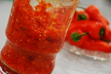 Kırmızı Biber Sosu Nasıl Yapılır?